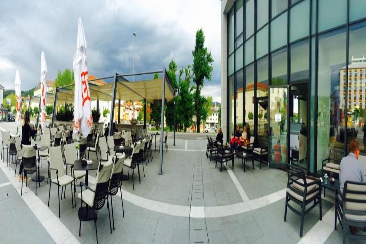 Hotel Kras Postojna Εξωτερικό φωτογραφία