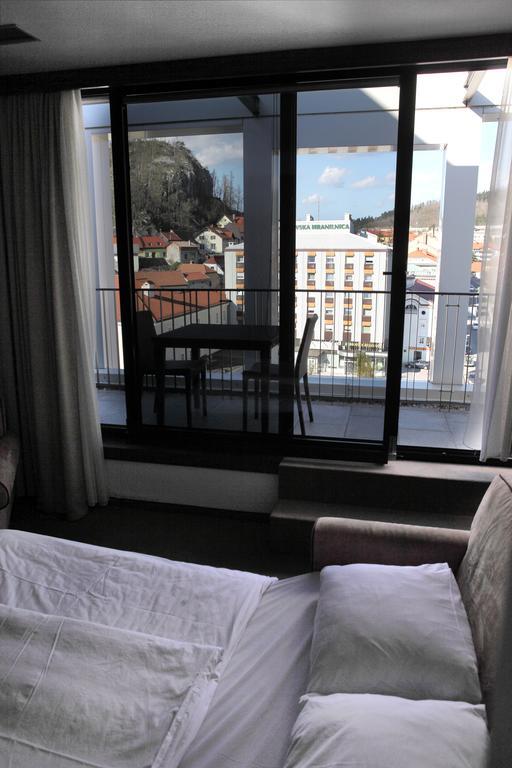 Hotel Kras Postojna Εξωτερικό φωτογραφία
