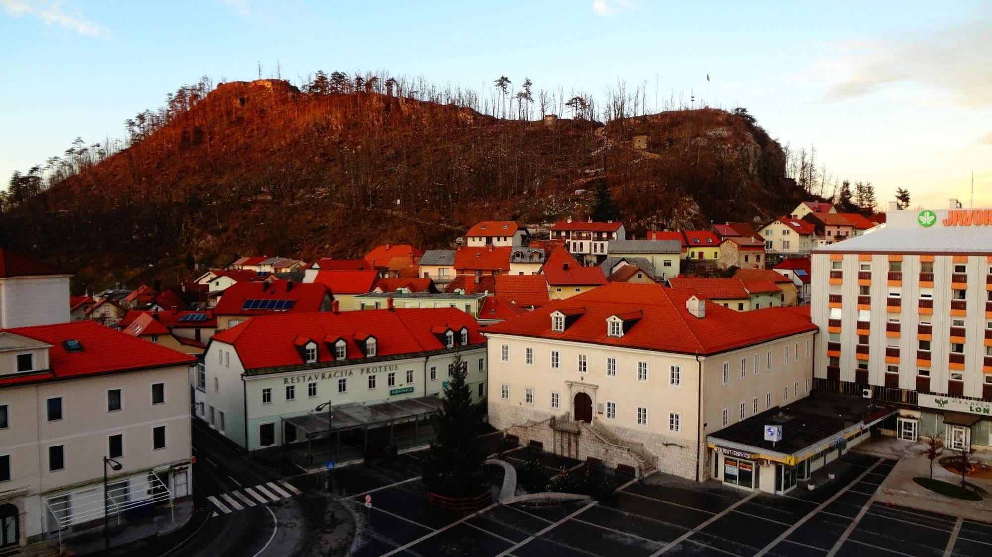 Hotel Kras Postojna Εξωτερικό φωτογραφία
