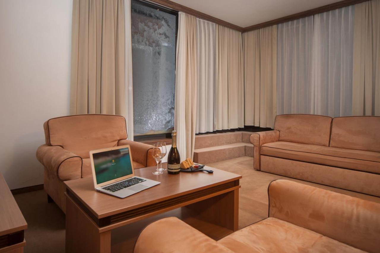Hotel Kras Postojna Εξωτερικό φωτογραφία